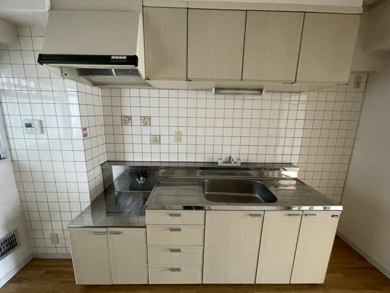 キッチン　※別部屋の写真です