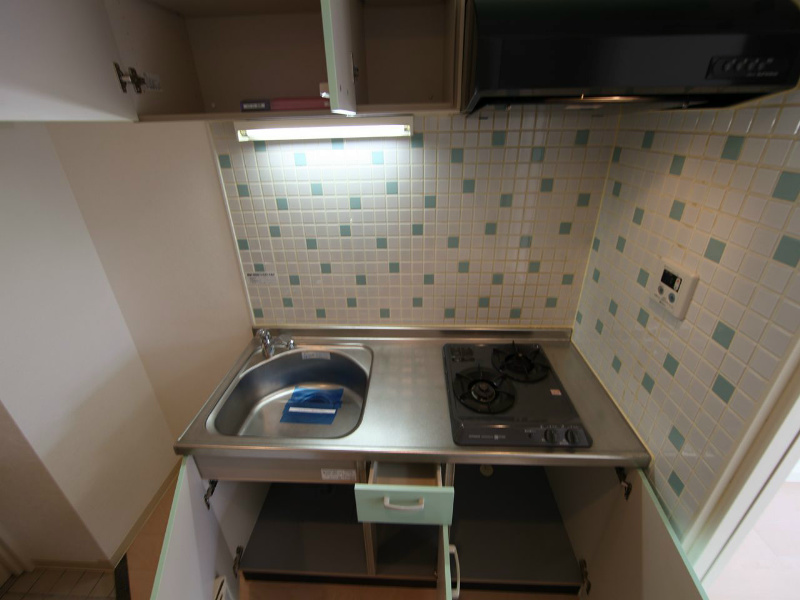 キッチン　システムキッチン（ガス2口コンロ）