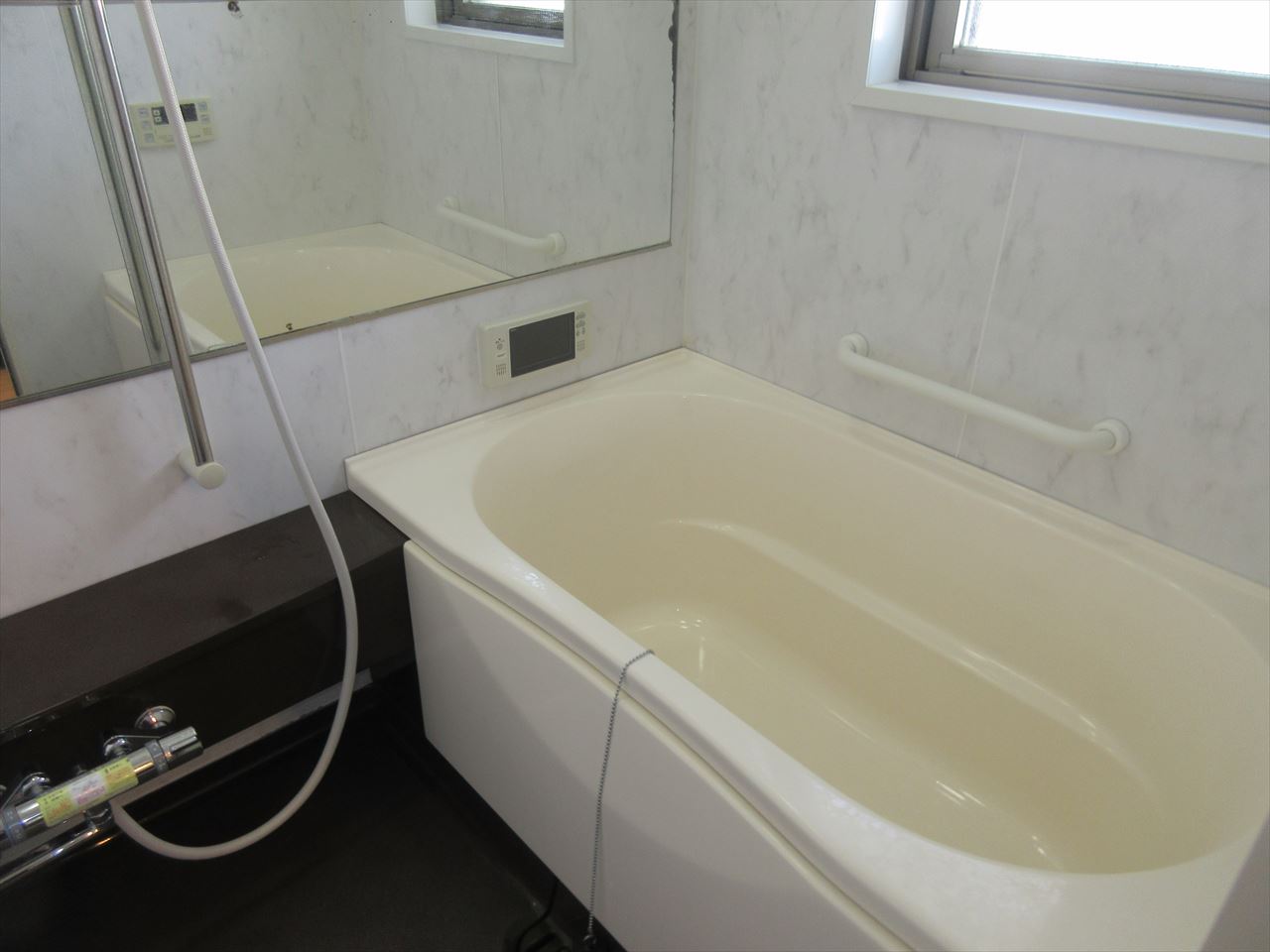 バス・シャワールーム　La Facade(ラ・ファサード)