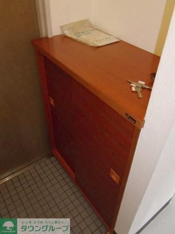 玄関　玄関シューズBOX付