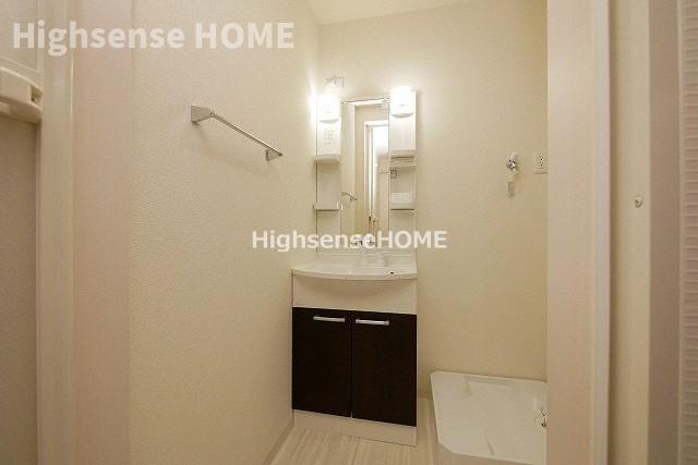 洗面設備　使いやすい洗面所です