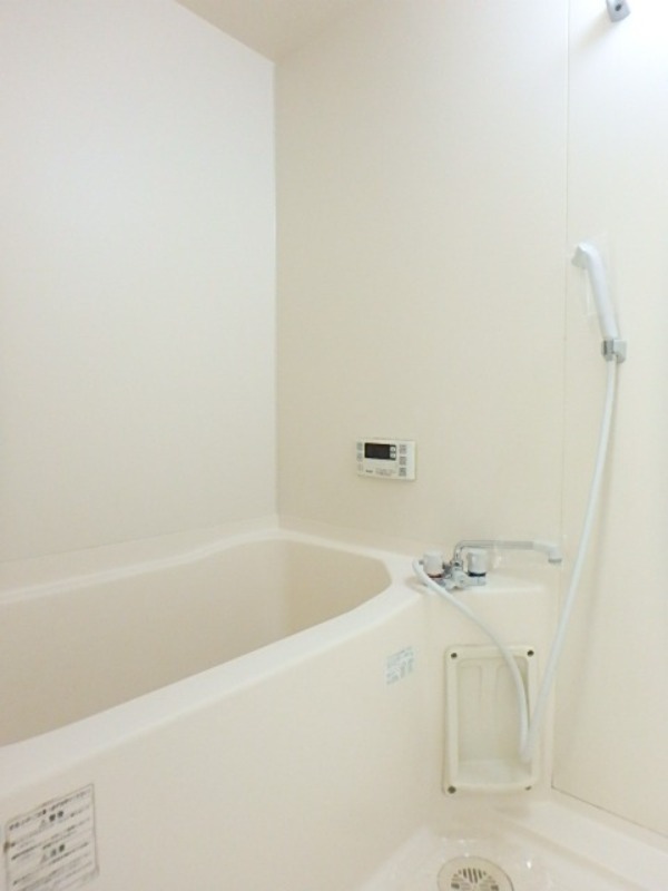 バス・シャワールーム　図面と現状に相違がある場合には現状を優先