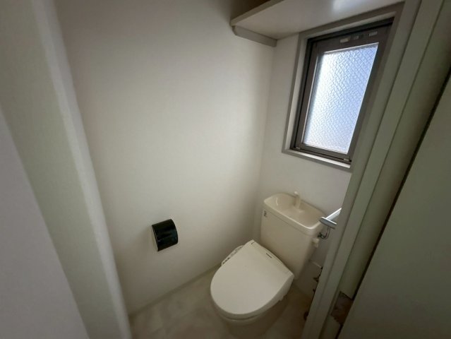 トイレ　シンプルで使いやすいトイレです