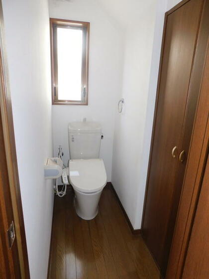 富山地鉄不二越上滝 不二越駅 徒歩11分 2階建 築27年のトイレ写真