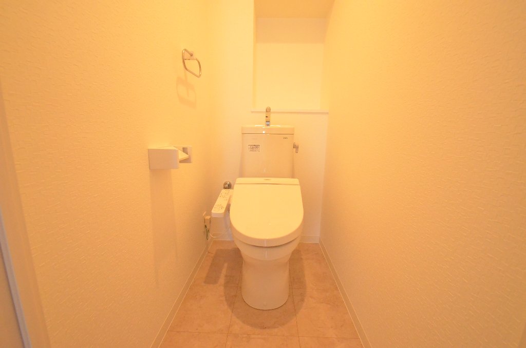 トイレ　シャワー付トイレ