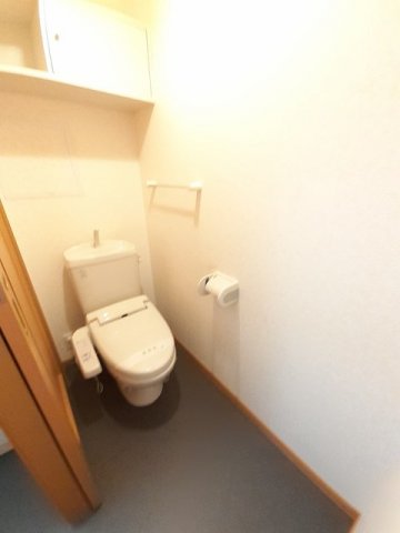 トイレ　トイレもきれいです
