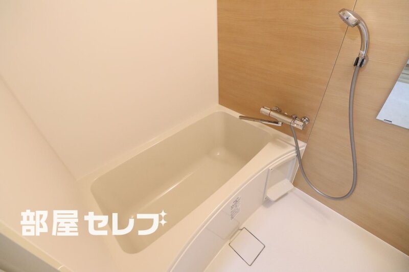 バス・シャワールーム　３０３号室写真