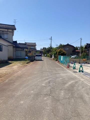 その他　前面道路（その他）まで0m