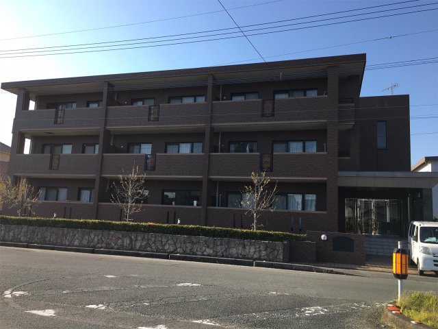 建物外観　外観は落ち着いています