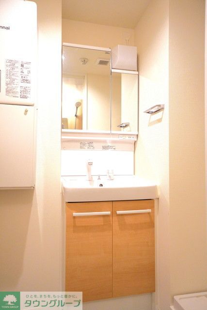 洗面設備　※写真は同タイプ住戸です。