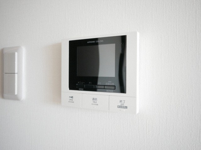 セキュリティ　防犯面に配慮したＴＶモニターホン付きです！