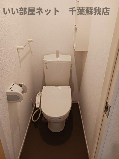 トイレ　ゆったりとした空間のトイレです