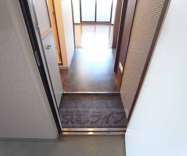 玄関　・お問い合わせは京都ライフまで・