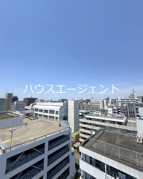 眺望　バルコニーからの眺望。最上階で見晴らし良いです。