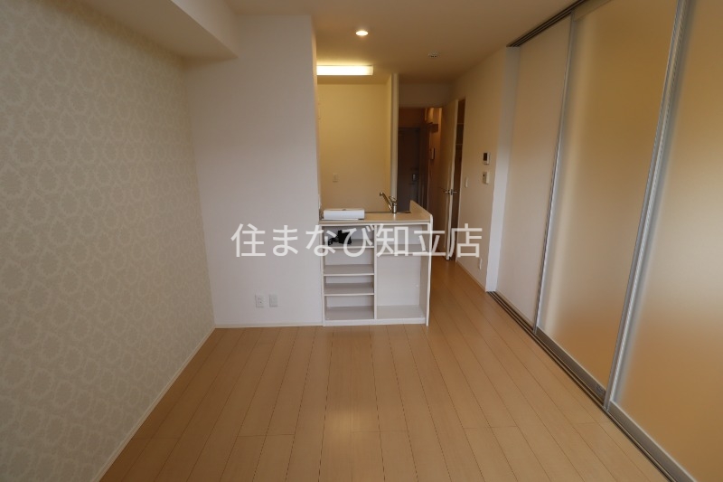 居室・リビング　同型別部屋写真