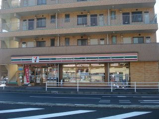 その他　セブンイレブン横浜釜利谷宮ケ谷店（その他）まで298m