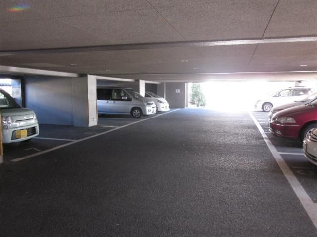 駐車場　先行申込受付中♪お電話がご案内スムーズです♪オンラインもOK