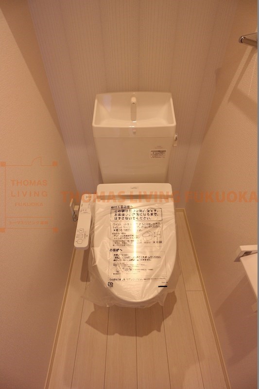 トイレ　写真は同型です。