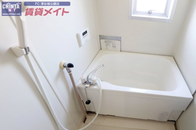 バス・シャワールーム　同型タイプの画像です
