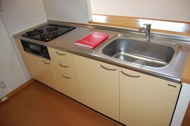 キッチン　※同建物同型別のお部屋