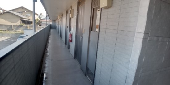 バルコニー　※現況優先。