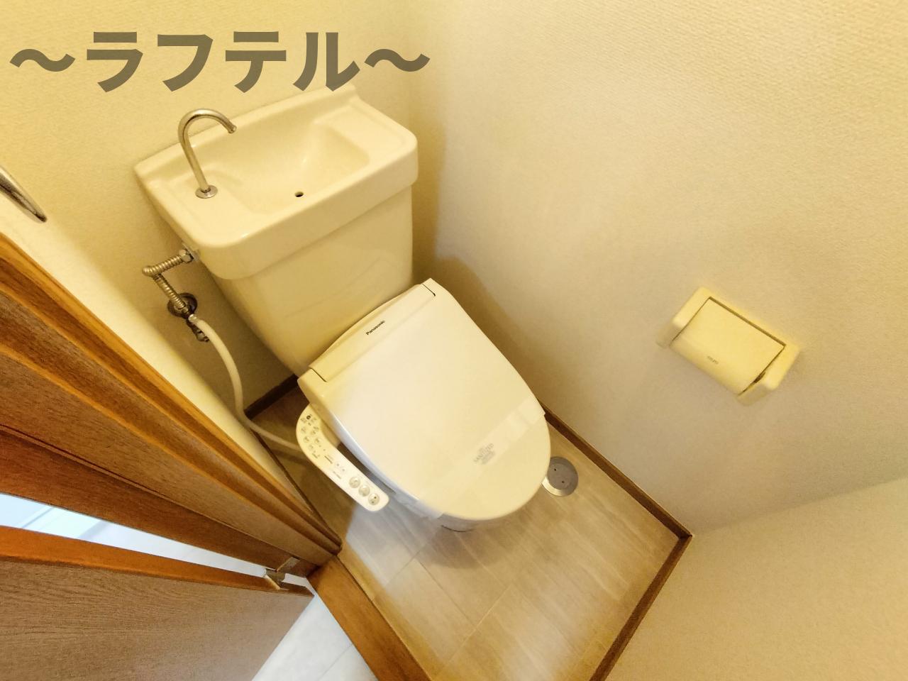 トイレ　別部屋イメージ写真