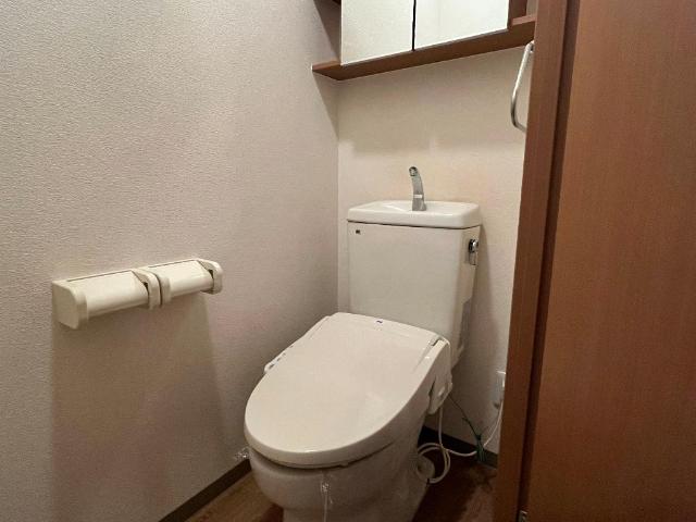 トイレ　シャワー付トイレ