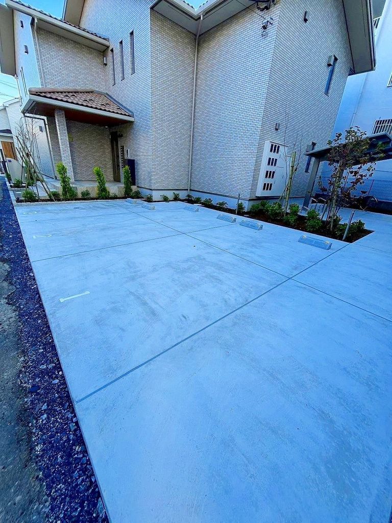 駐車場　外観