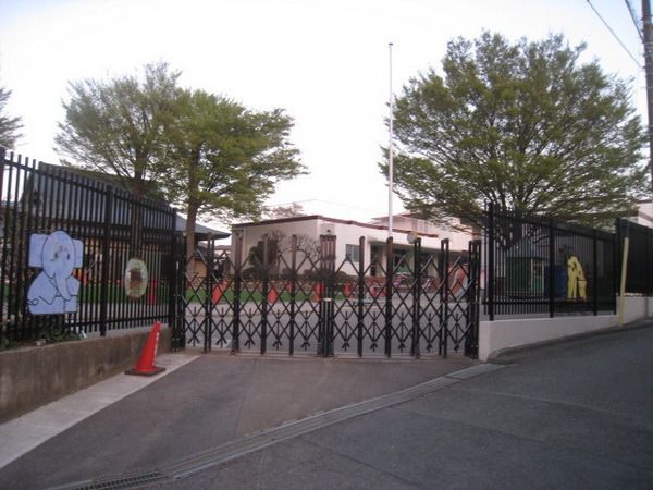 幼稚園・保育園　みゆき幼稚園（幼稚園・保育園）まで184m