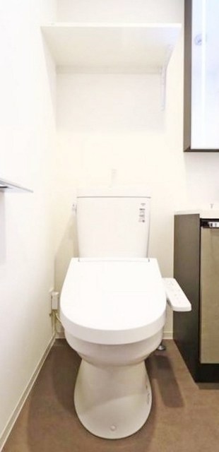 トイレ　別部屋同仕様タイプ