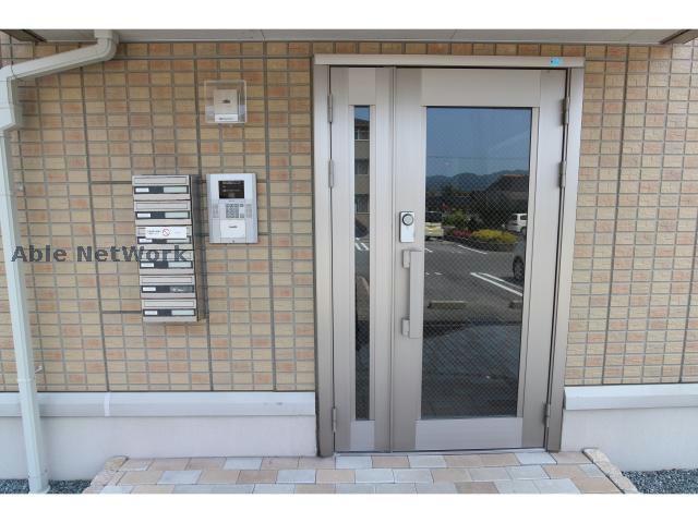 エントランス　エントランス部分