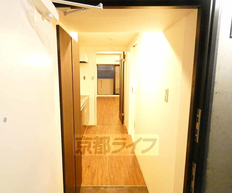 その他部屋・スペース　広い廊下です。