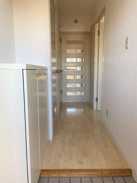 玄関　※参考写真※