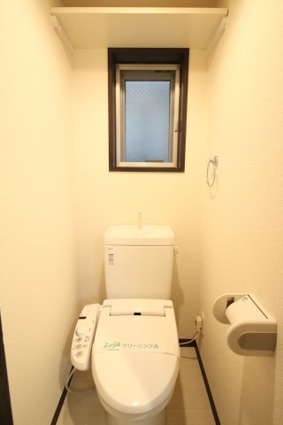 トイレ　（別タイプ参考写真）パーシモン千石　　文京区千石1