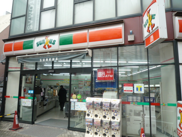 コンビニ　サンクス大森北一丁目店（コンビニ）まで51m