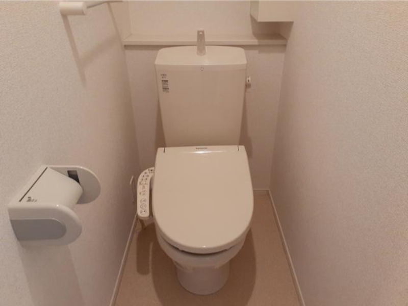 トイレ　図面と現状に相違がある場合には現状を優先