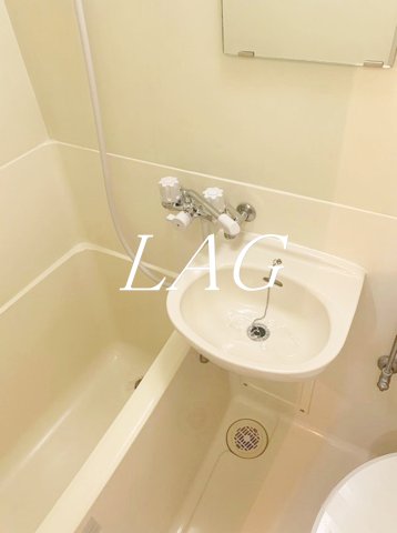 バス・シャワールーム　お風呂です。