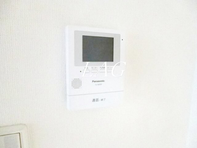 セキュリティ　モニター付きインターホンになります。