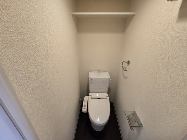 トイレ　落ち着いたトイレです