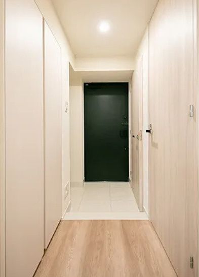 玄関　写真は同タイプ住居です