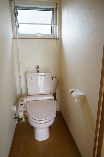トイレ　トイレ