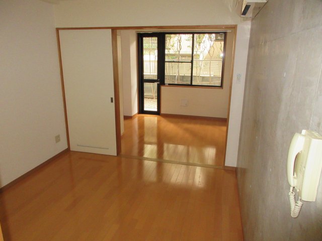 居室・リビング　他のお部屋の参考写真です。