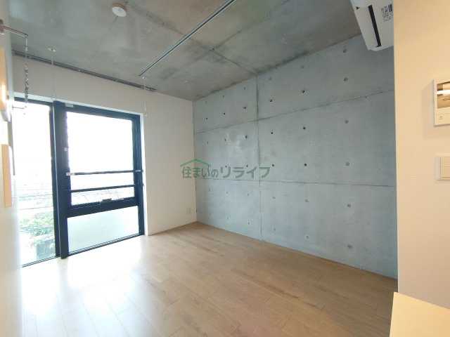 居室・リビング　別階層の参考写真になります。