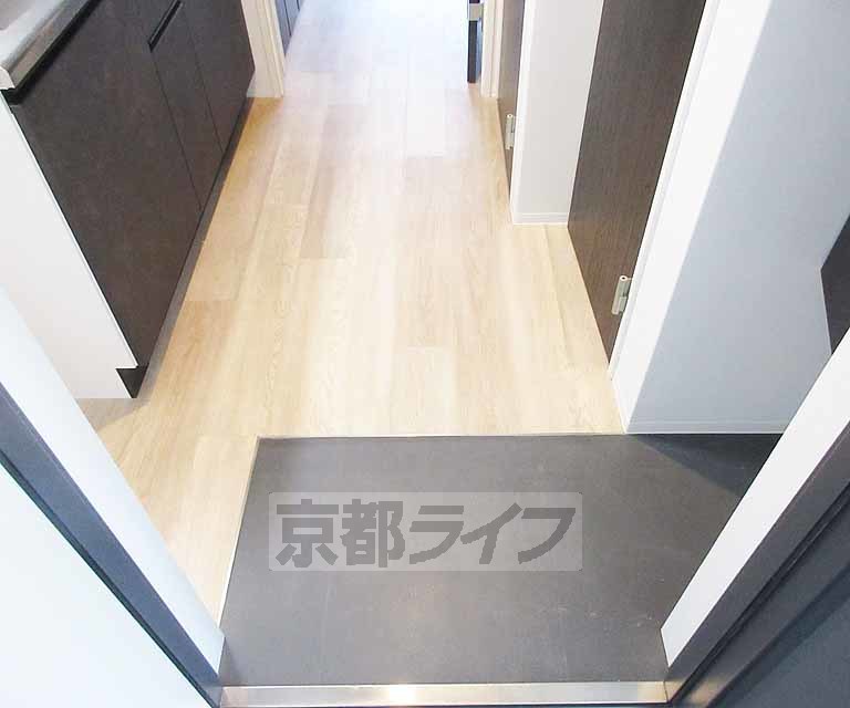 玄関　玄関も広々しています。