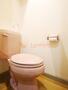 トイレ　ゆったりとした空間のトイレです