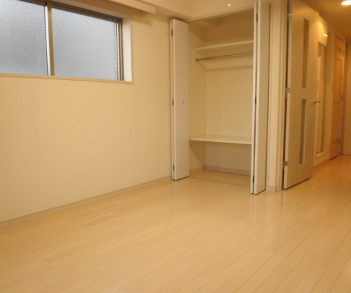 居室・リビング　※別部屋の参考写真です。
