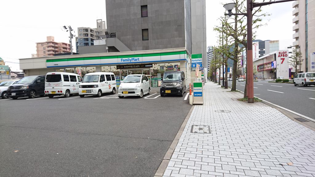コンビニ　ファミリーマート小倉砂津店（コンビニ）まで168m