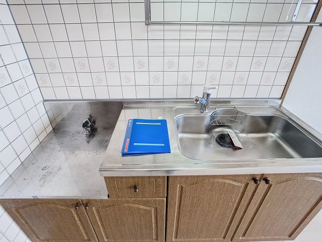 キッチン　※写真は空室の一室のものを使用しております※　実際の仕様と異