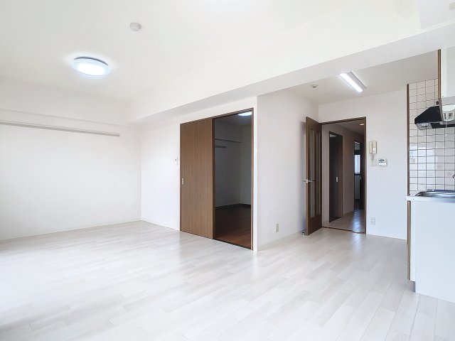 居室・リビング　※写真は空室の一室のものを使用しております※　実際の仕様と異