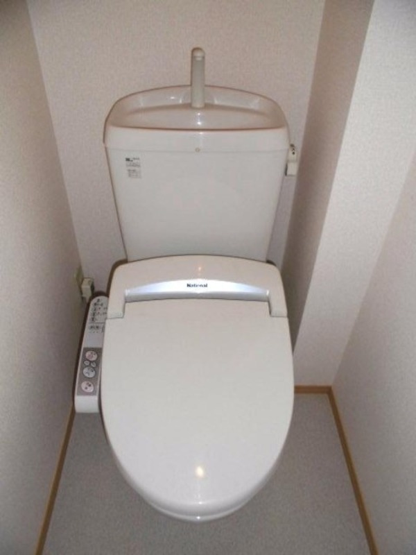 トイレ　図面と現状に相違がある場合には現状を優先